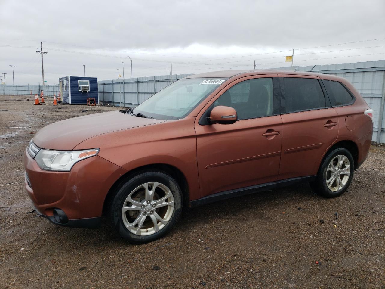 MITSUBISHI OUTLANDER 2014