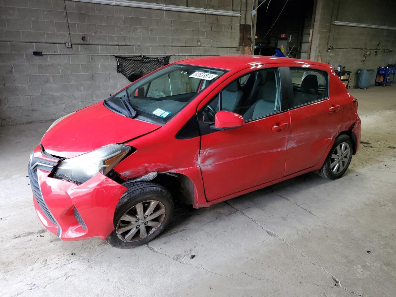 TOYOTA YARIS 2015