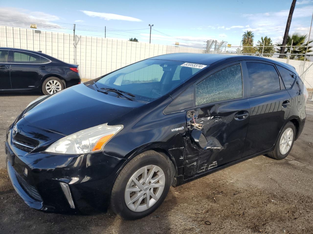 TOYOTA PRIUS V 2014