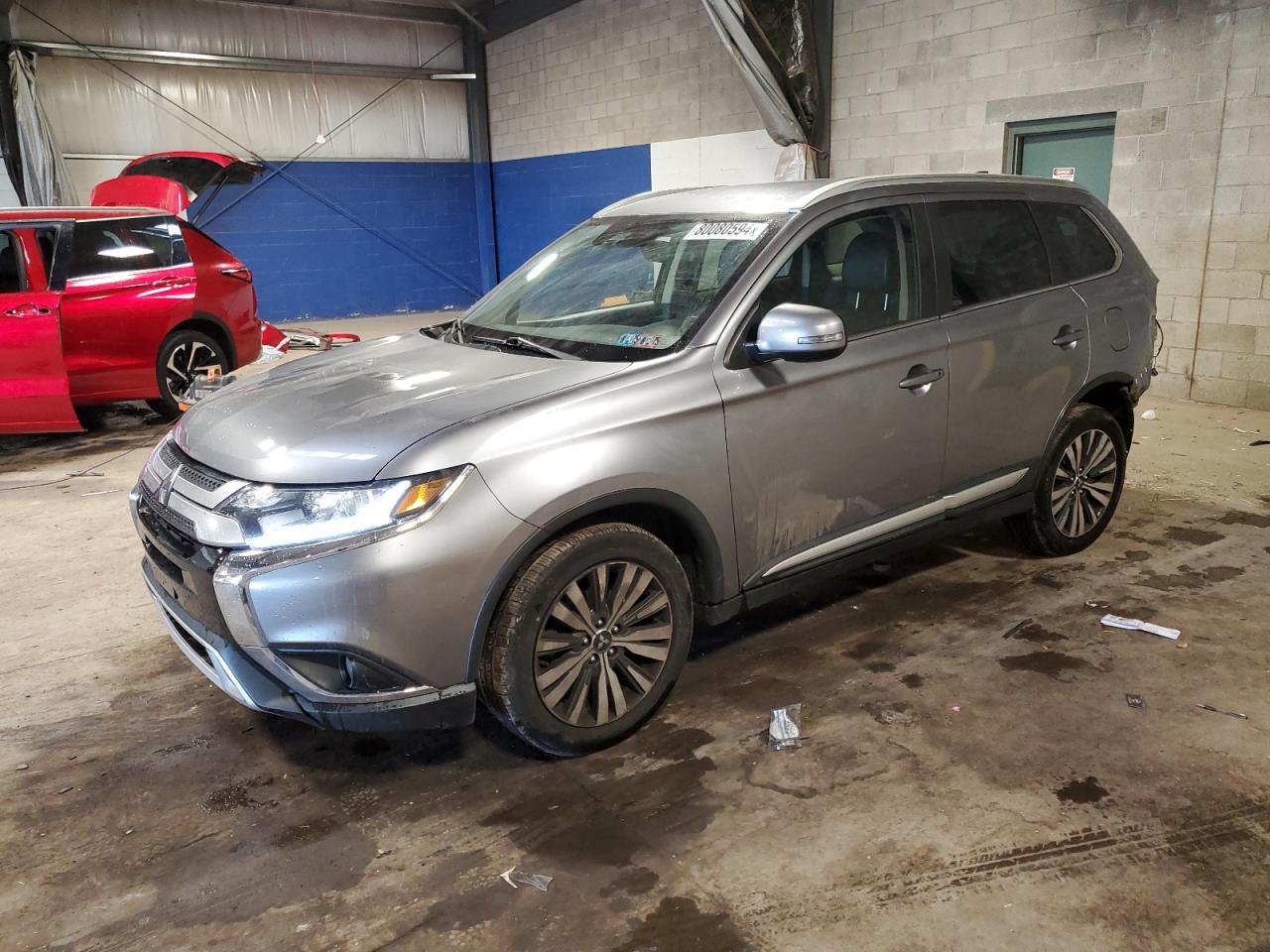 MITSUBISHI OUTLANDER 2020