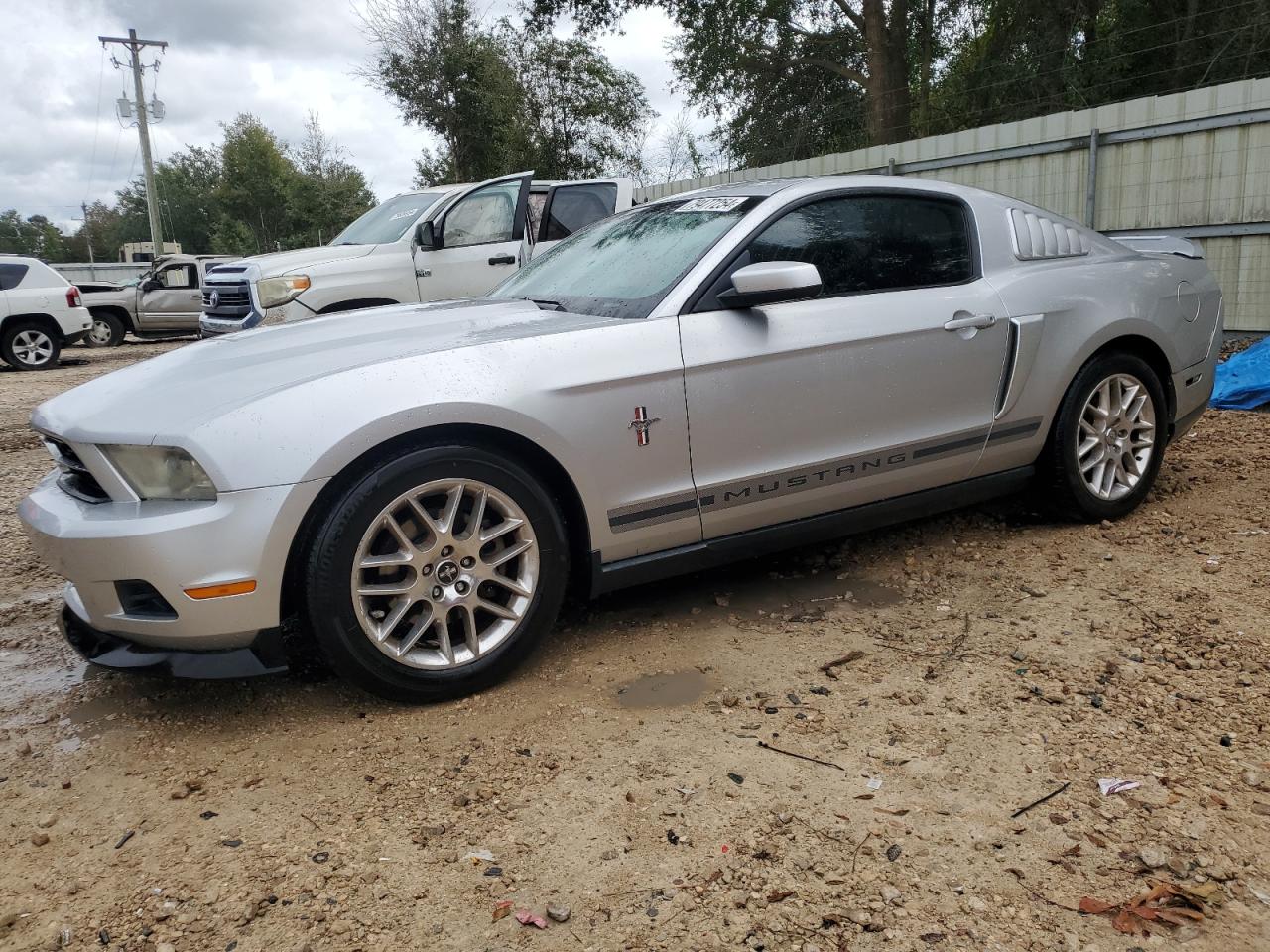 FORD MUSTANG 2012