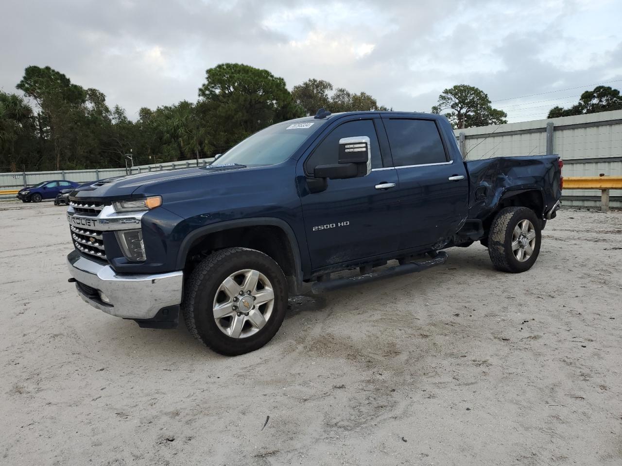 CHEVROLET SILVERADO 2022