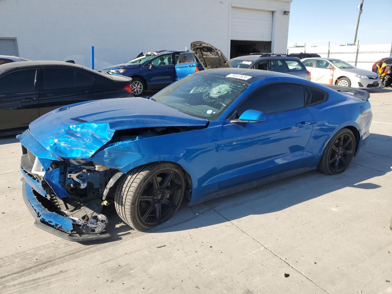 FORD MUSTANG 2019