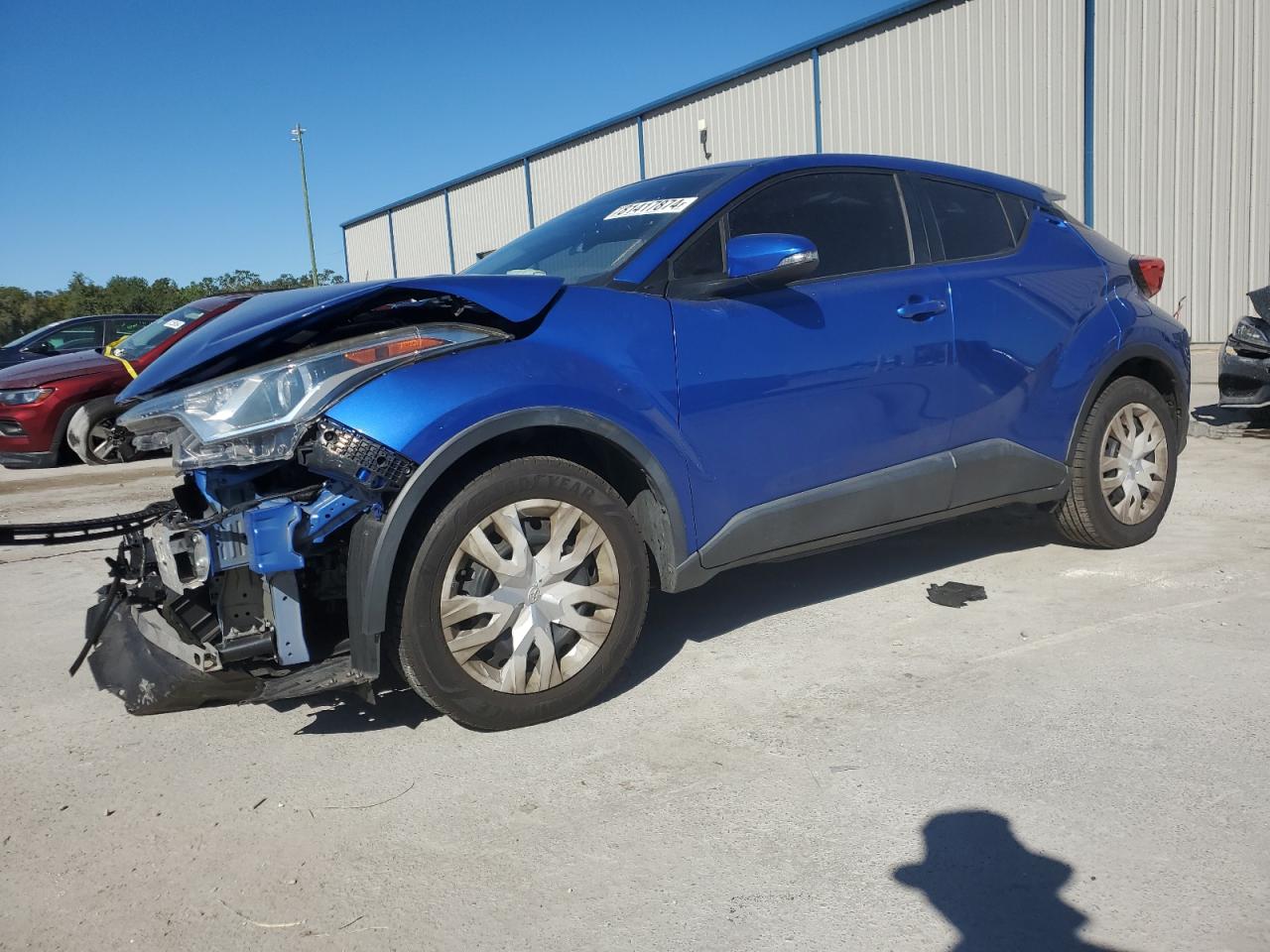 TOYOTA C-HR XLE 2019