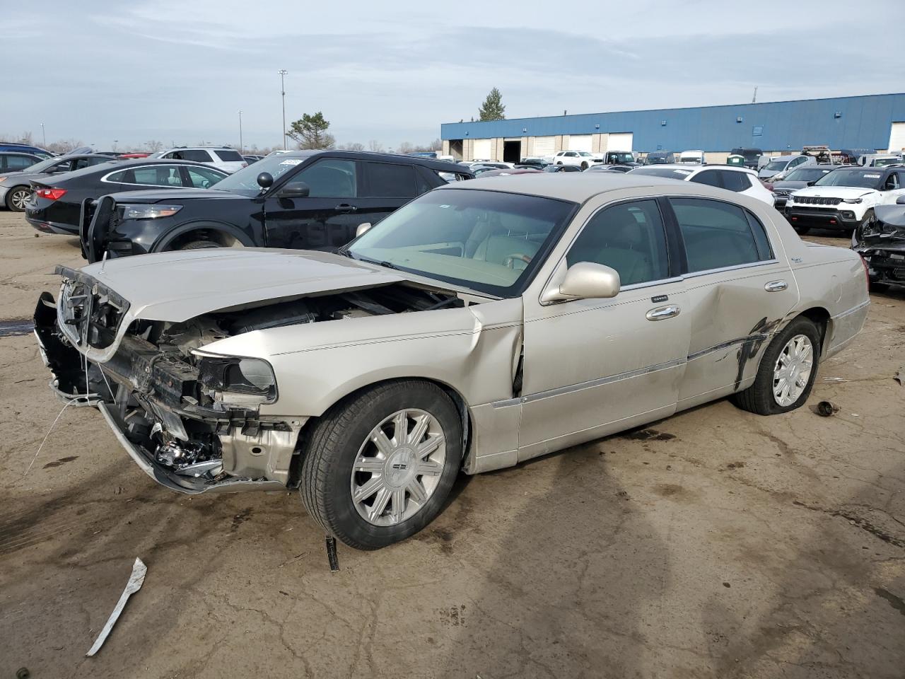 LINCOLN TOWN CAR S 2010