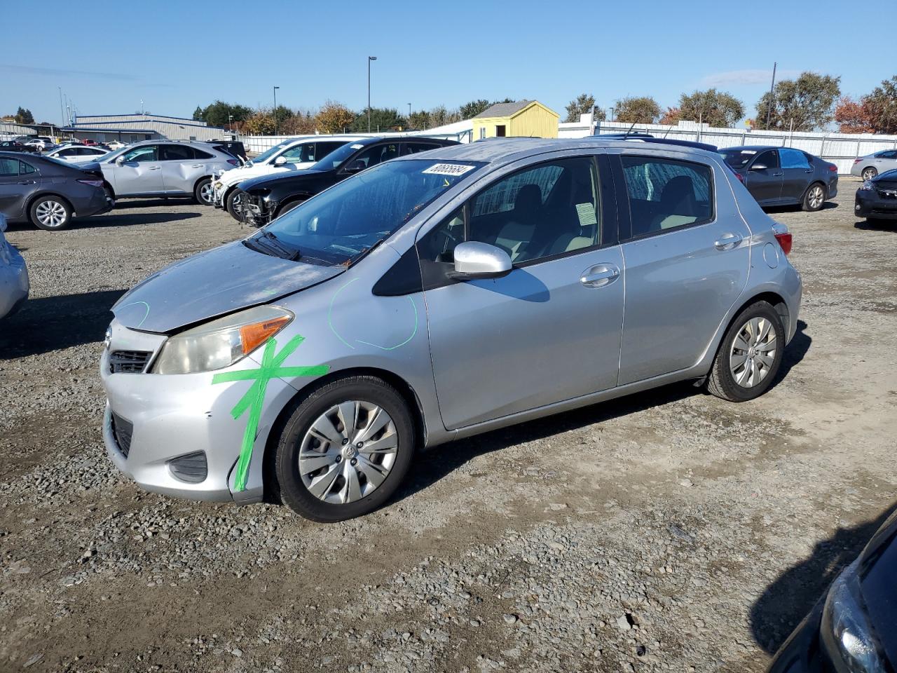 TOYOTA YARIS 2013