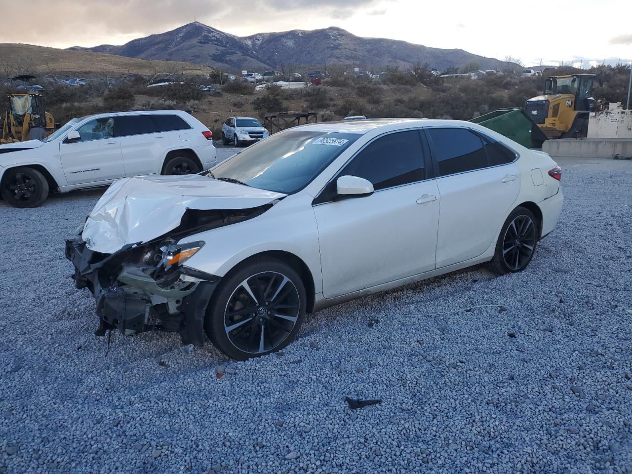 TOYOTA CAMRY LE 2016