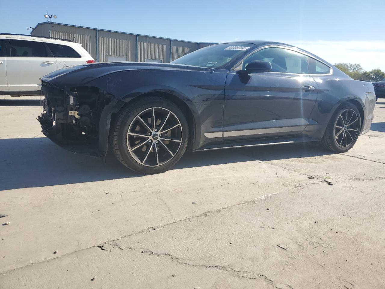 FORD MUSTANG 2021