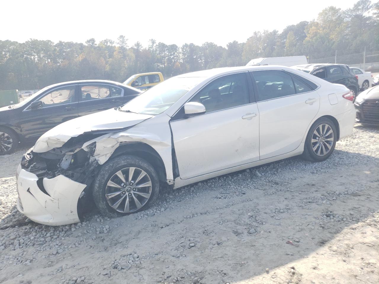 TOYOTA CAMRY LE 2015