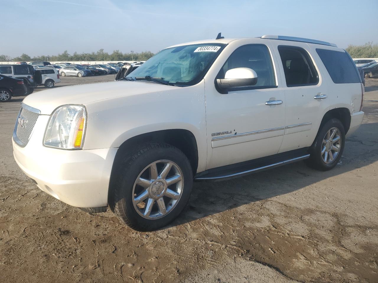 GMC YUKON DENA 2013