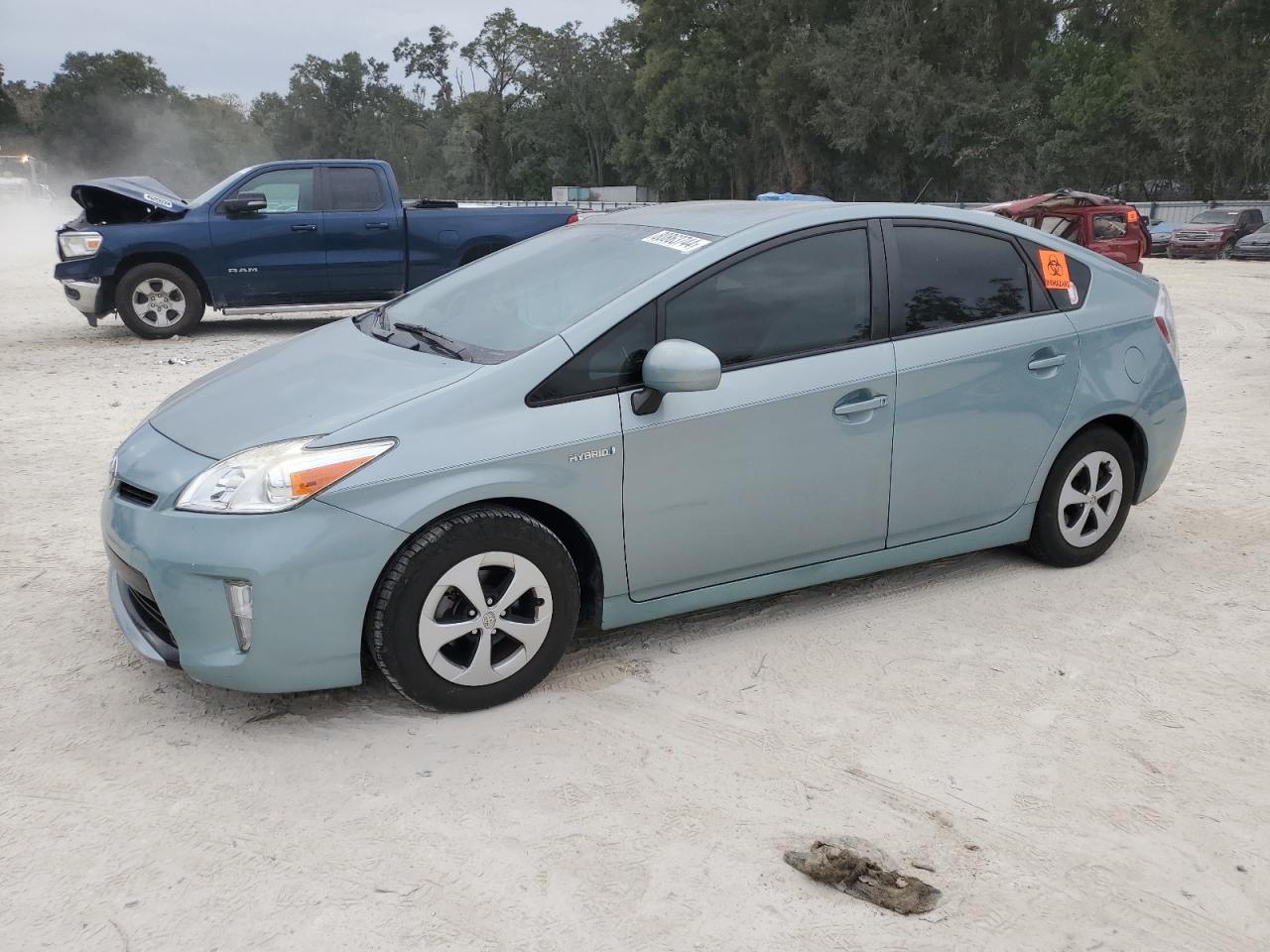 TOYOTA PRIUS 2015