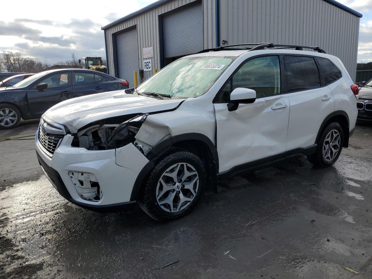 SUBARU FORESTER P 2019