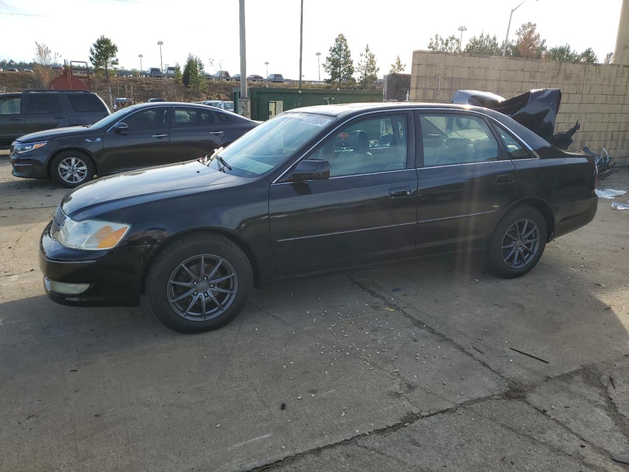 TOYOTA AVALON XL 2003