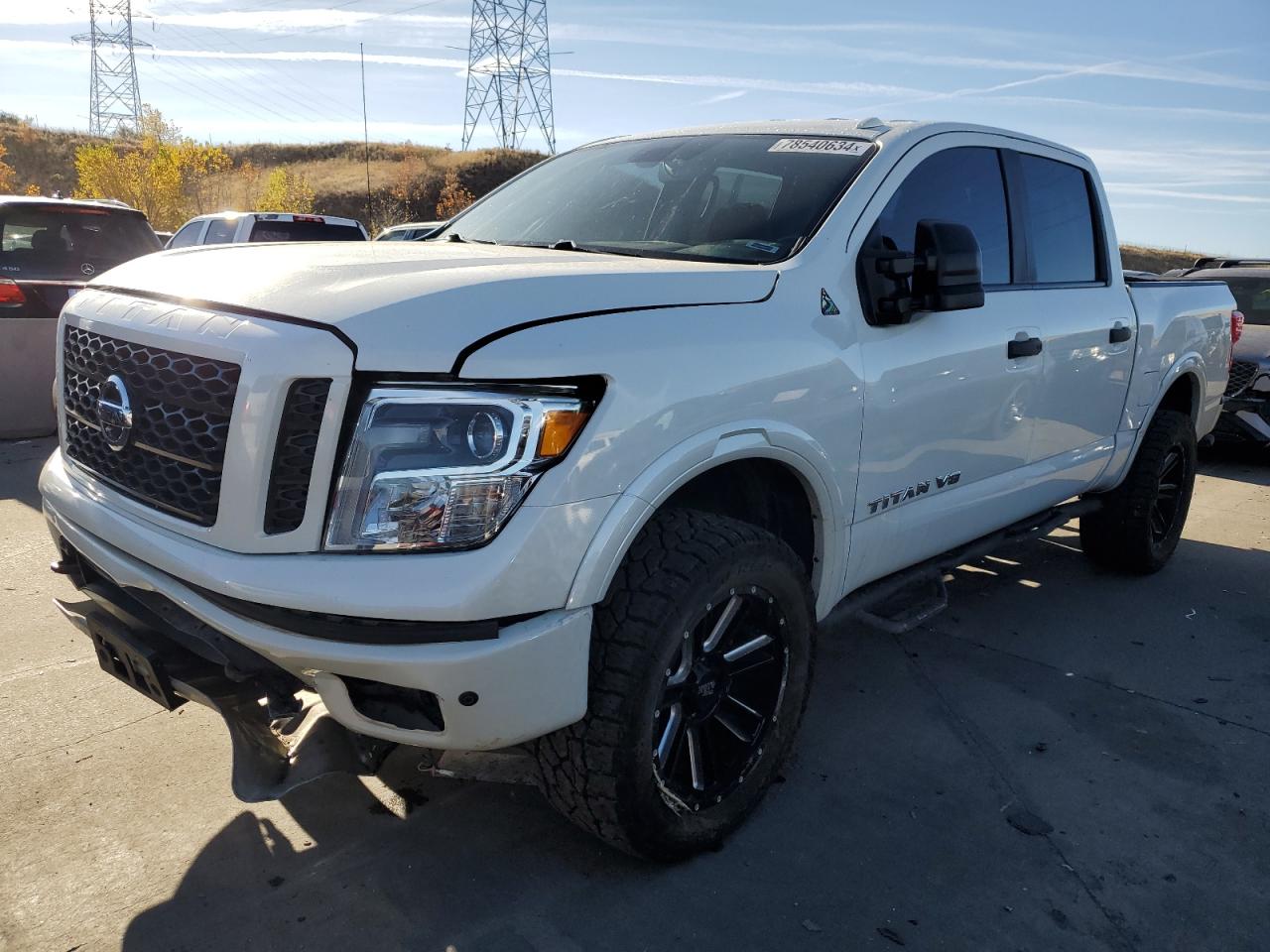 NISSAN TITAN SV 2018
