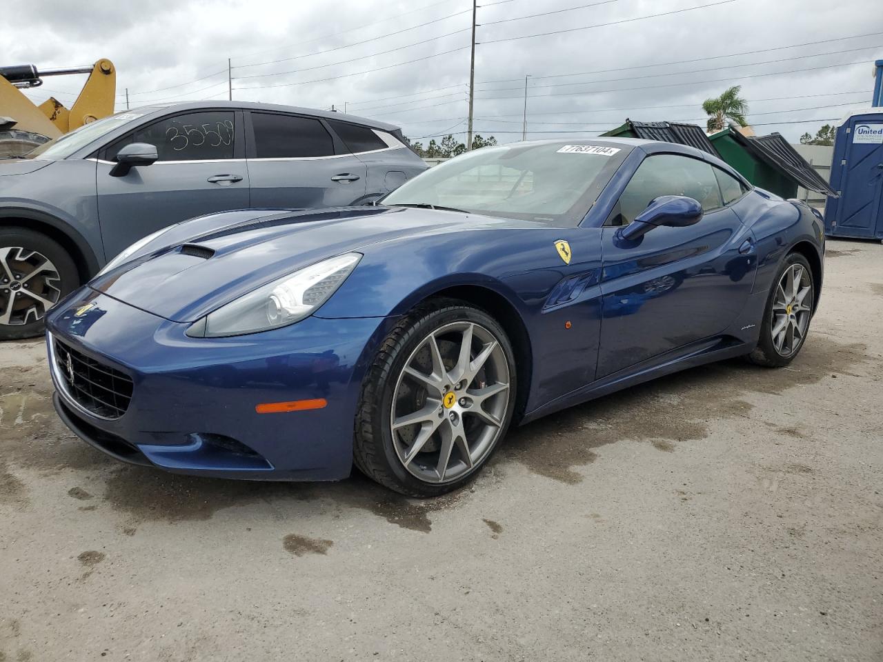 FERRARI CALIFORNIA 2013