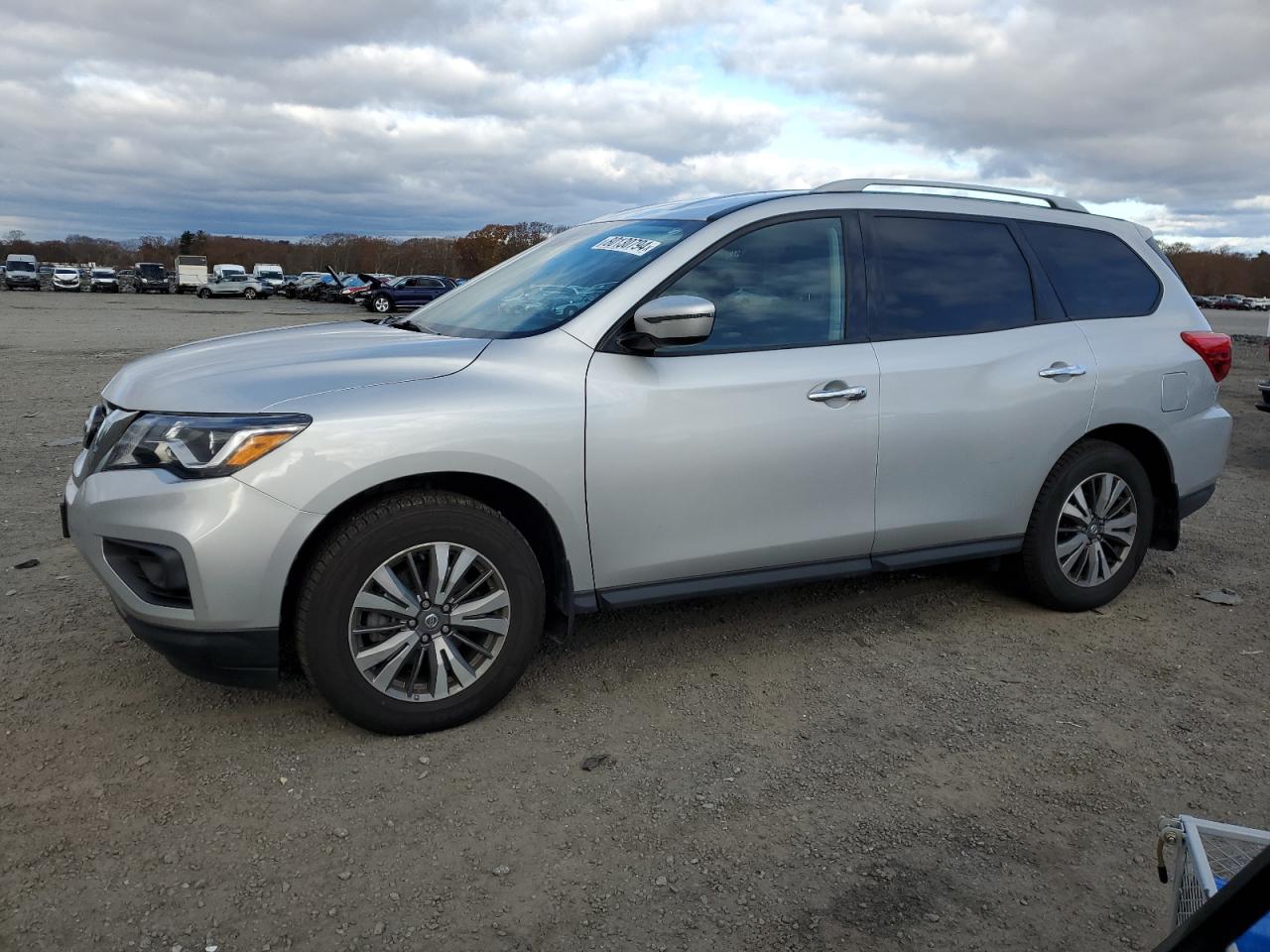 NISSAN PATHFINDER 2020