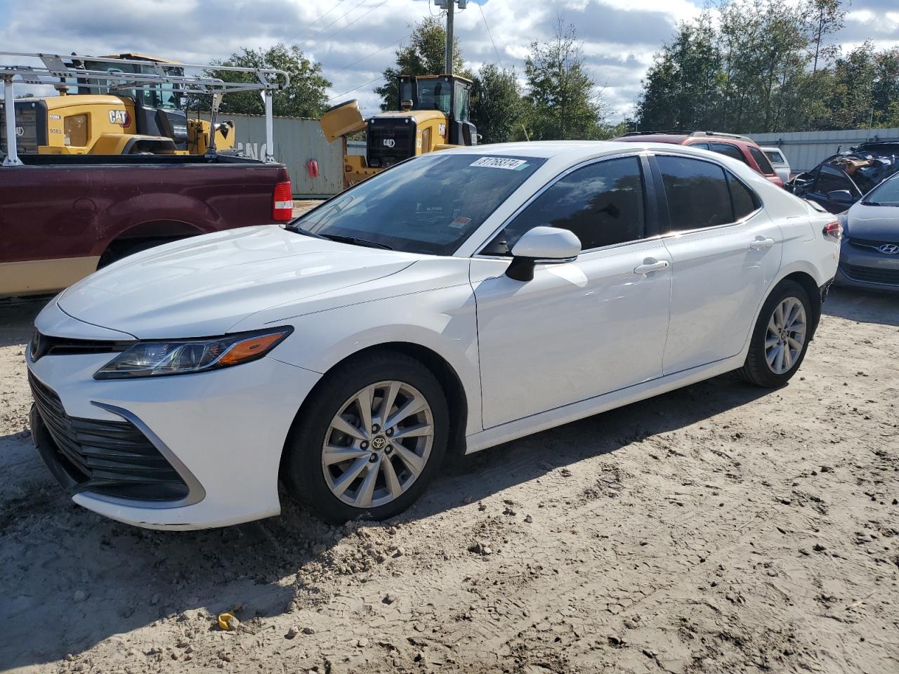 TOYOTA CAMRY LE 2021