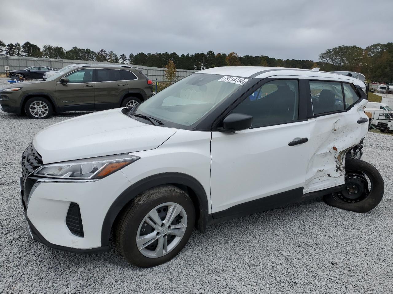 NISSAN KICKS S 2024