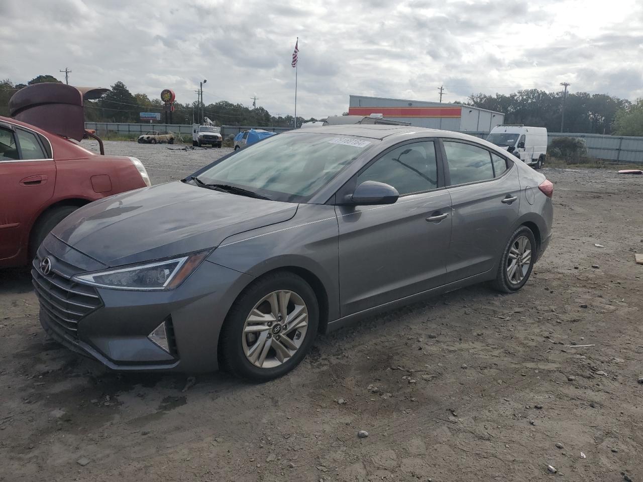 HYUNDAI ELANTRA SE 2019