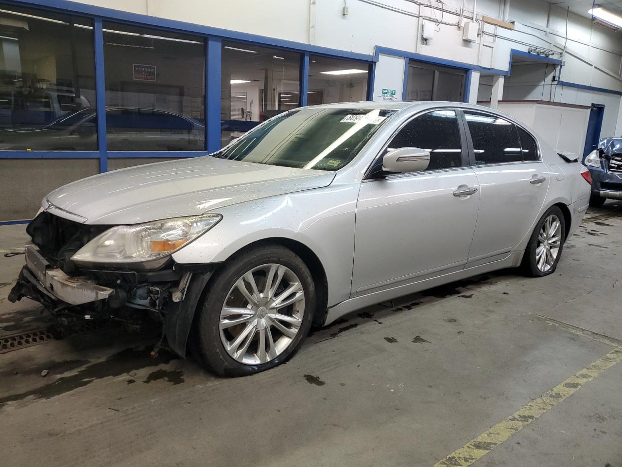 HYUNDAI GENESIS 4. 2010