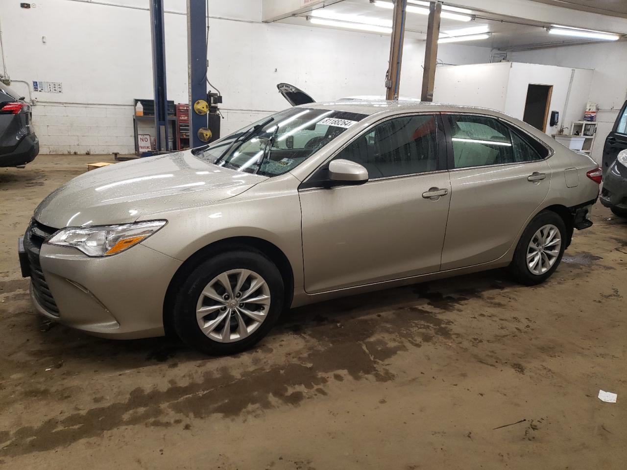 TOYOTA CAMRY LE 2017