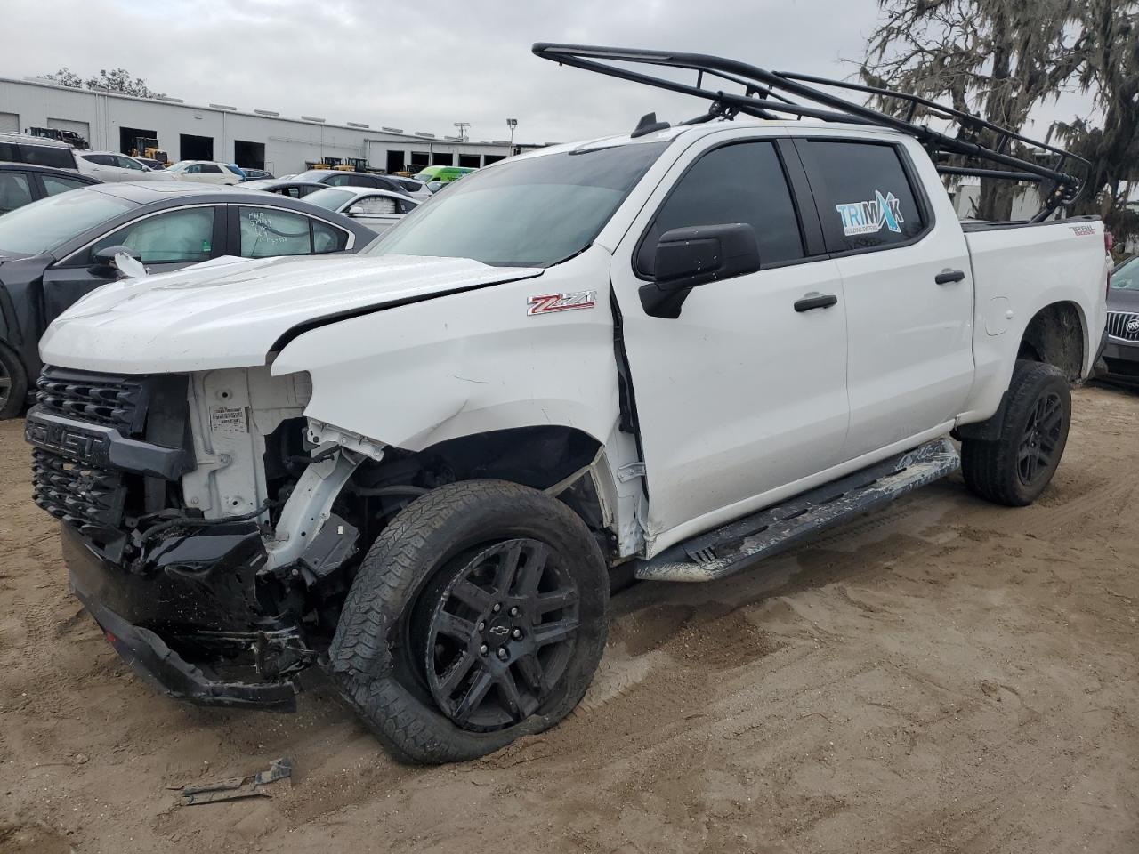 CHEVROLET SILVERADO 2021