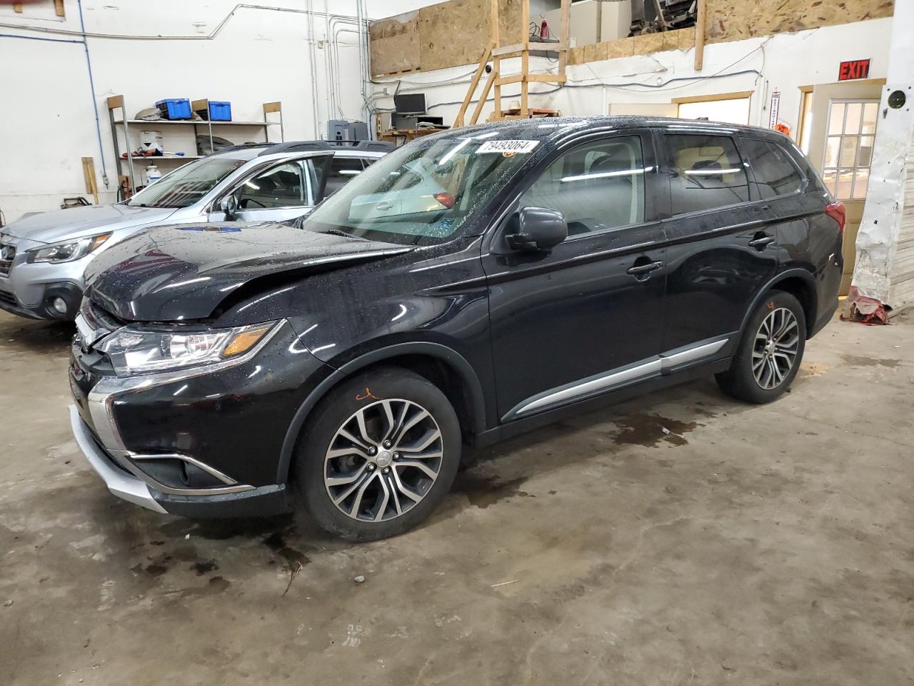 MITSUBISHI OUTLANDER 2018