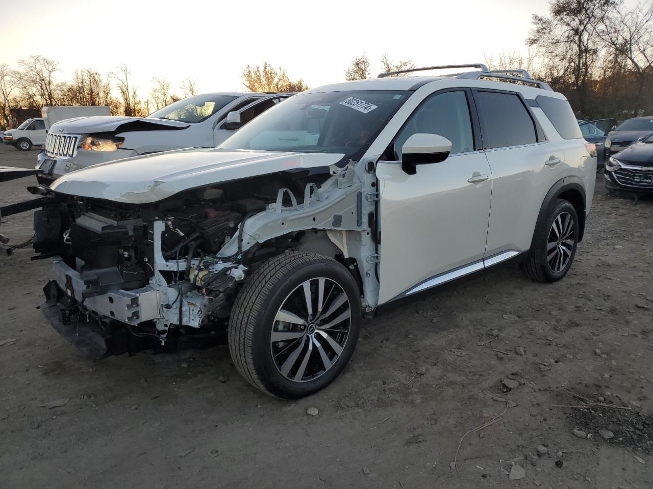 NISSAN PATHFINDER 2024