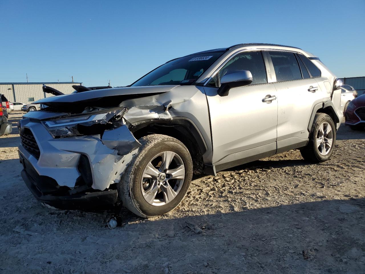 TOYOTA RAV4 XLE 2022