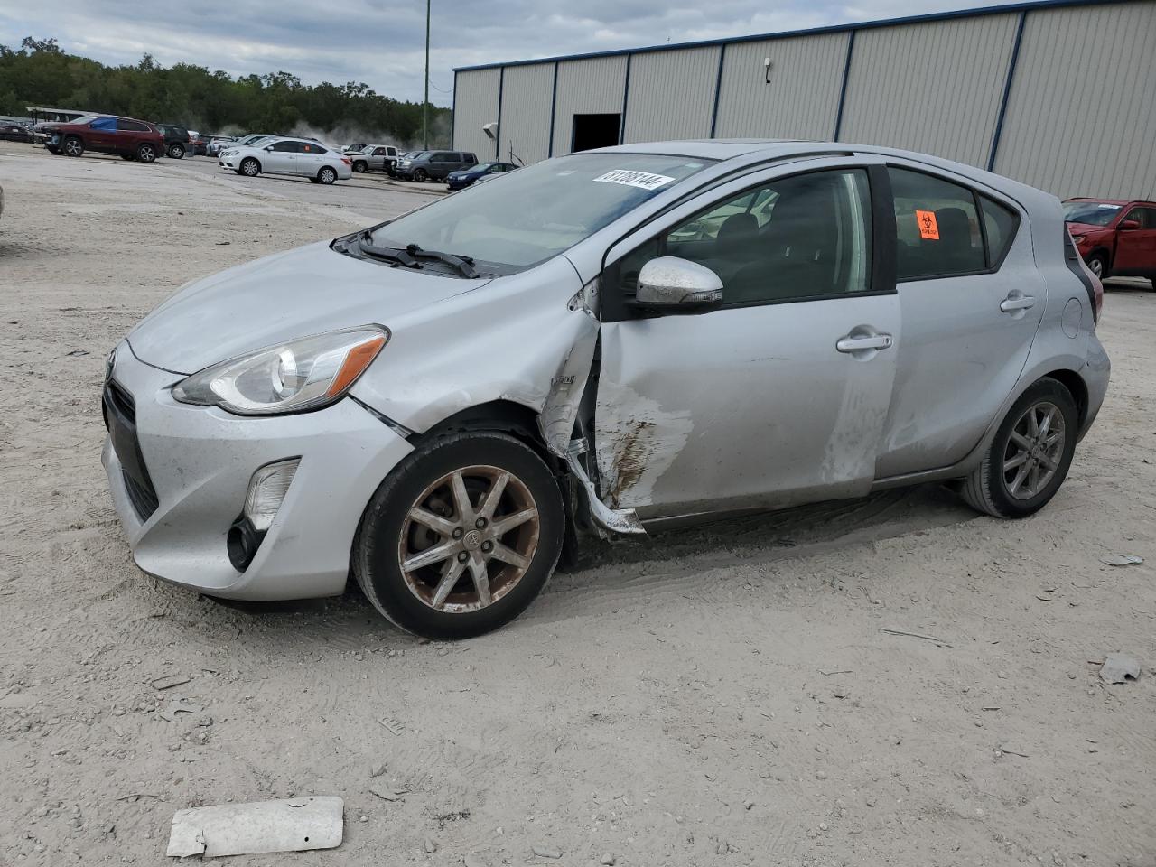 TOYOTA PRIUS C 2015