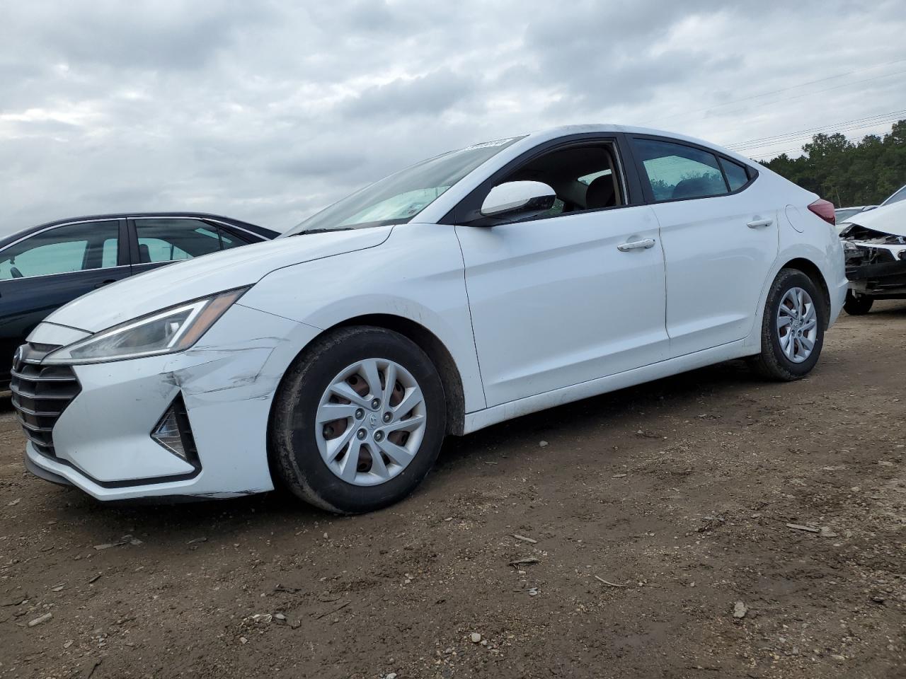 HYUNDAI ELANTRA SE 2020