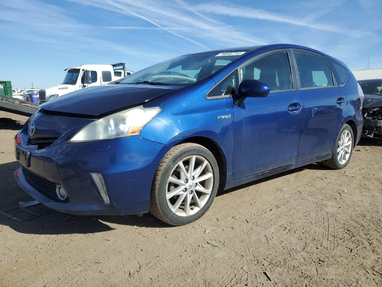 TOYOTA PRIUS V 2012