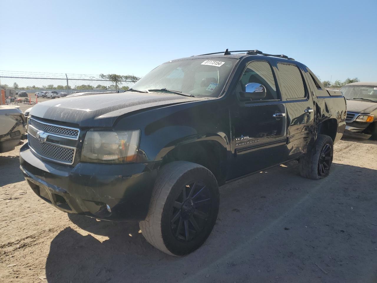 CHEVROLET AVALANCHE 2013