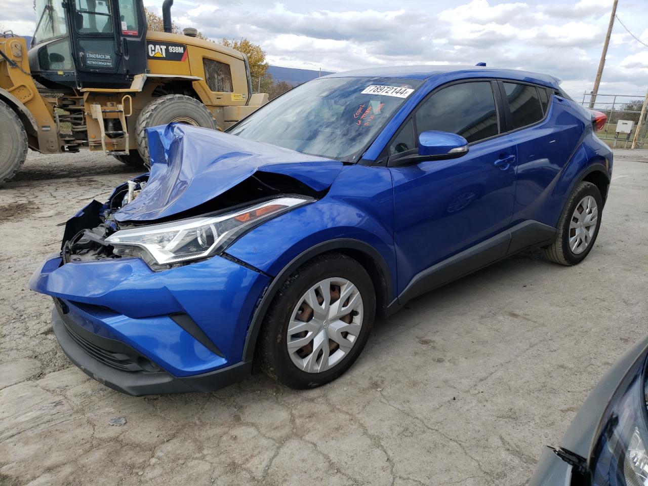 TOYOTA C-HR XLE 2019