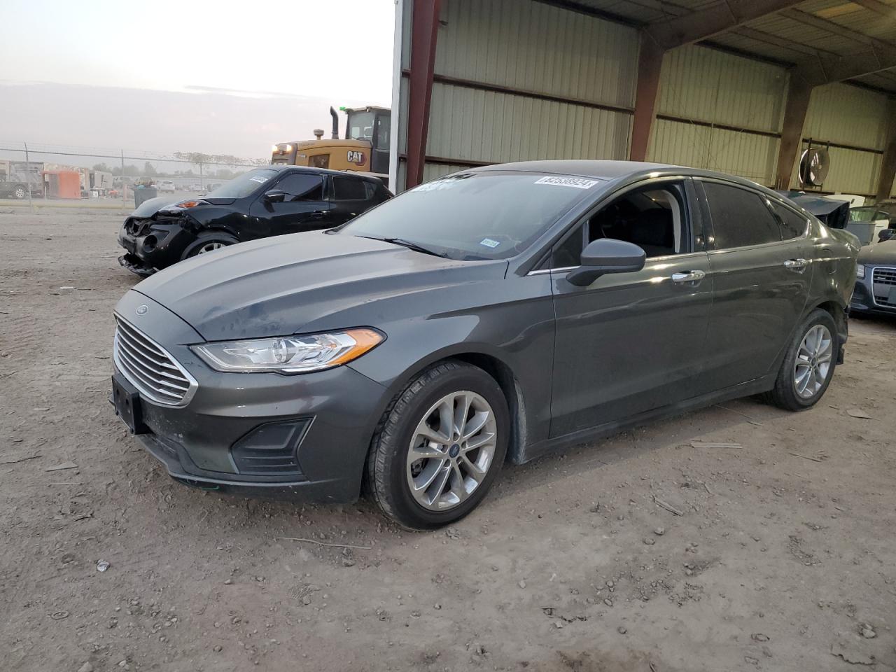 FORD FUSION 2019
