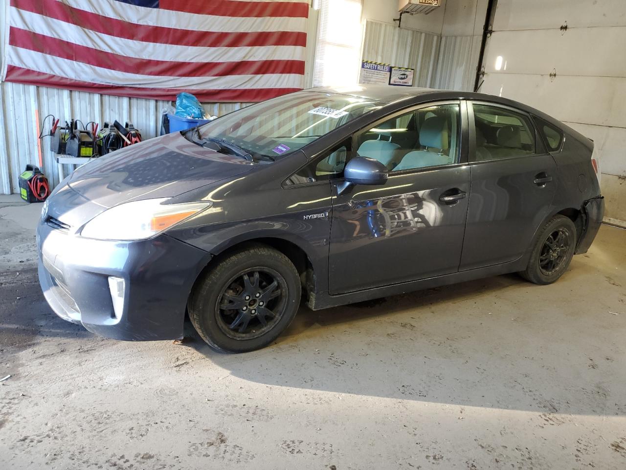 TOYOTA PRIUS 2012