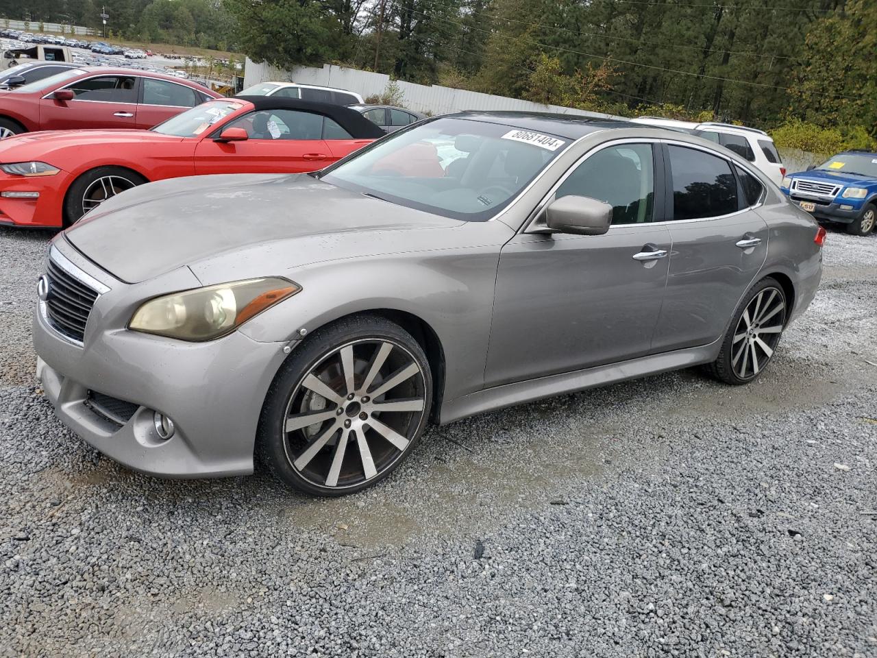 INFINITI M37 2011