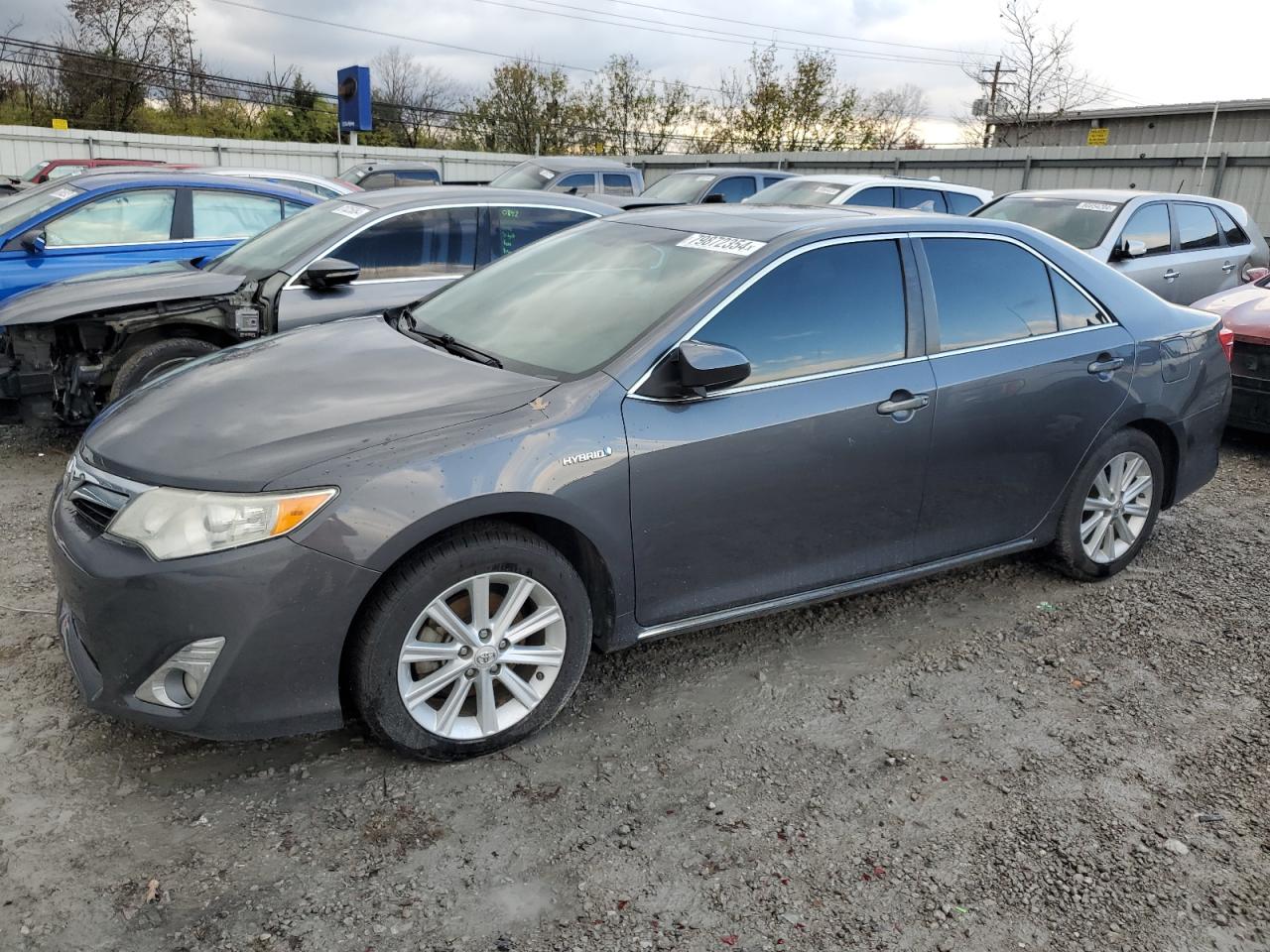 TOYOTA CAMRY HYBR 2012