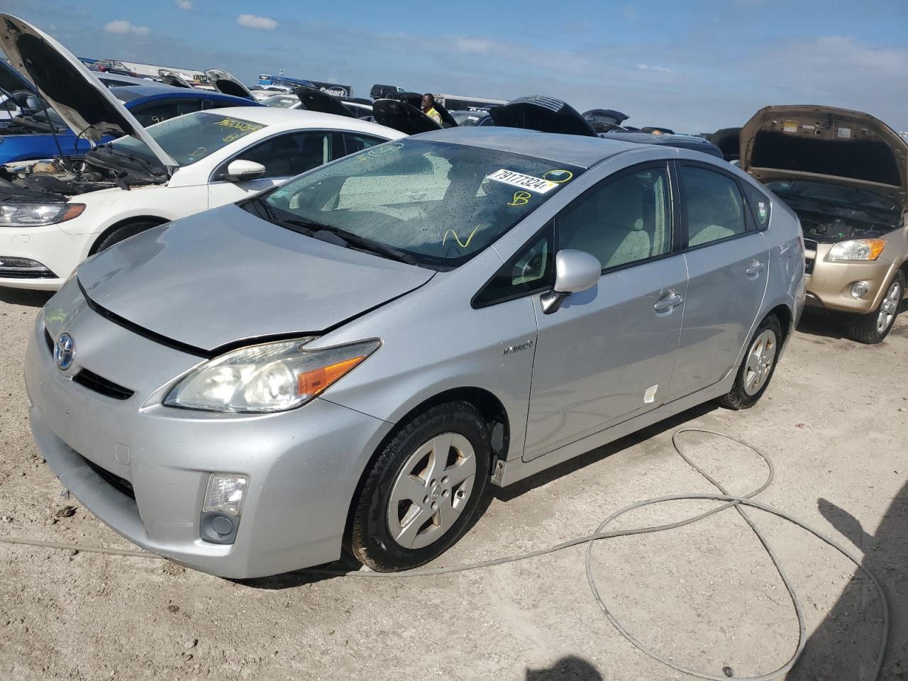 TOYOTA PRIUS 2010