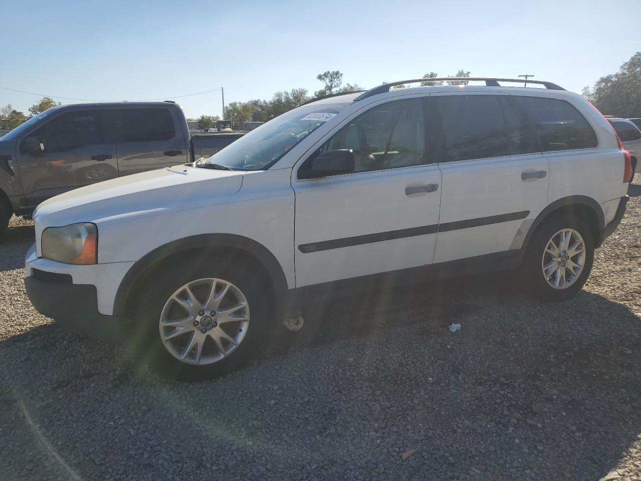 VOLVO XC90 2005
