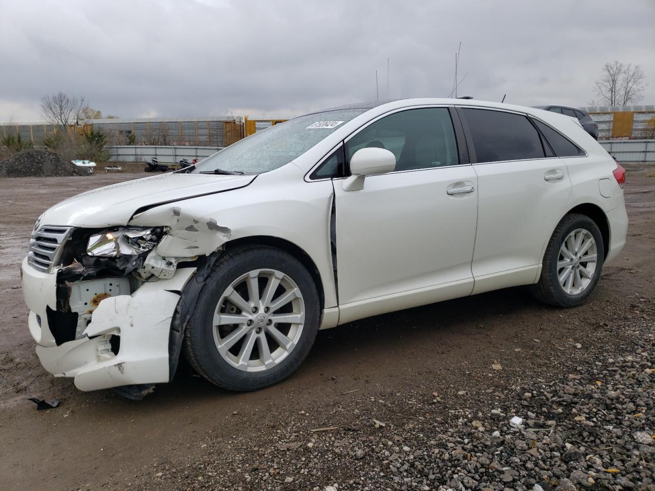 TOYOTA VENZA 2011