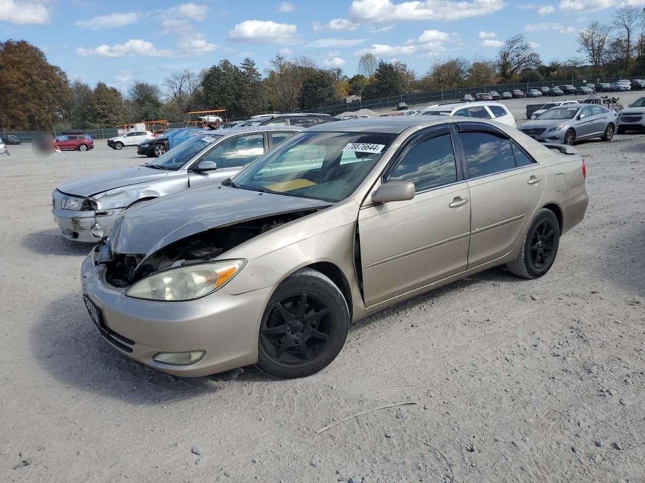 TOYOTA CAMRY LE 2004