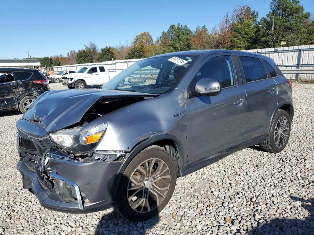MITSUBISHI OUTLANDER 2017