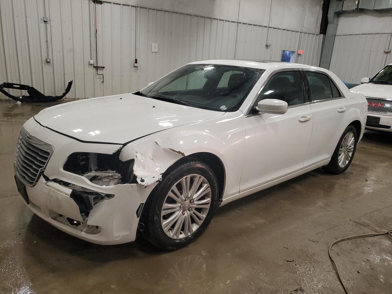 CHRYSLER 300 2013