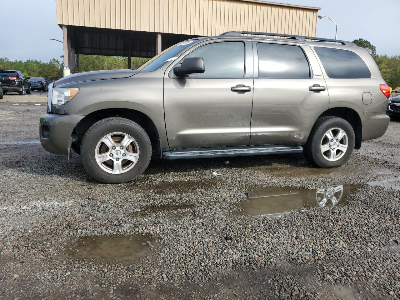 TOYOTA SEQUOIA SR 2016