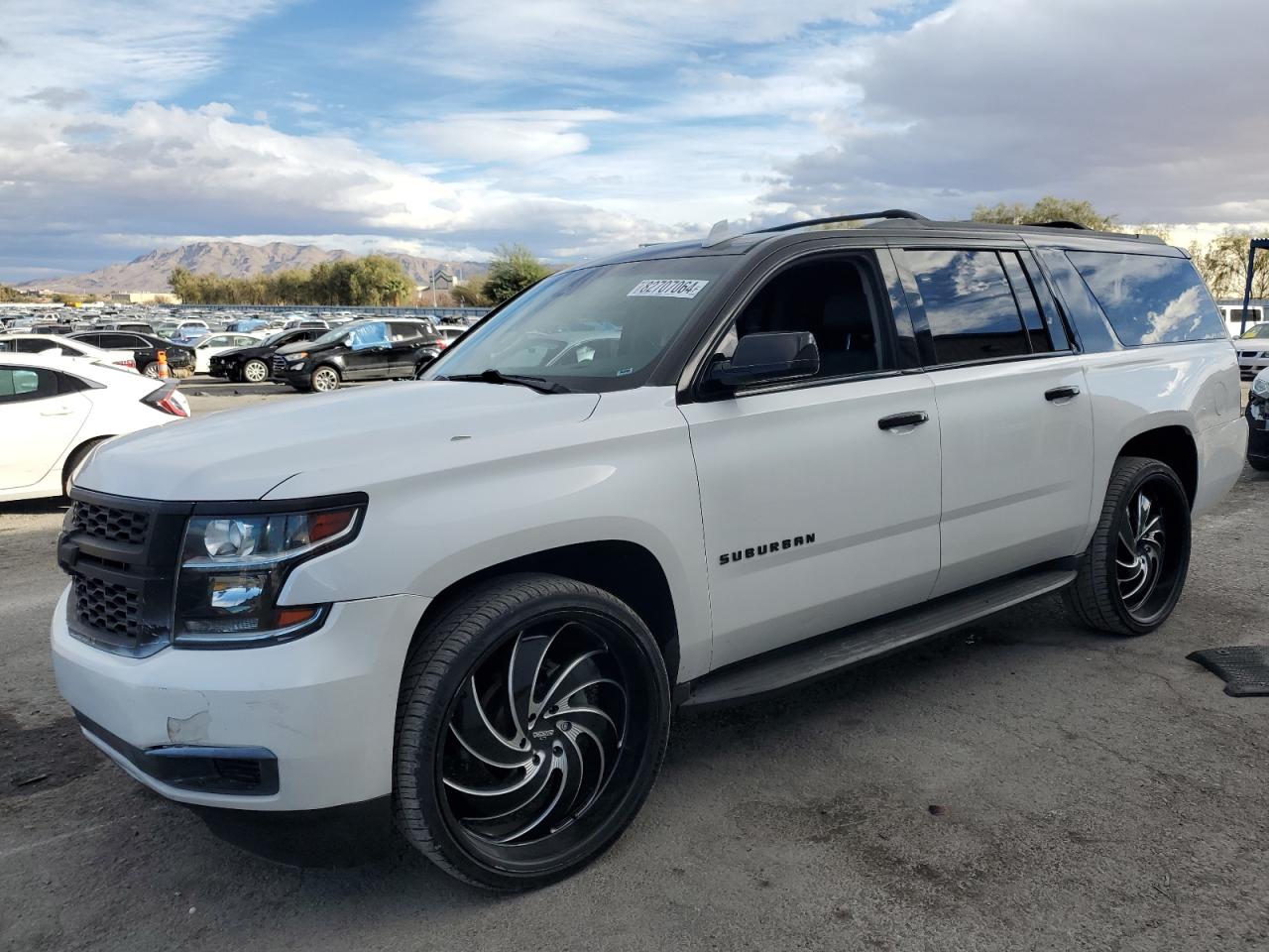 CHEVROLET SUBURBAN C 2016