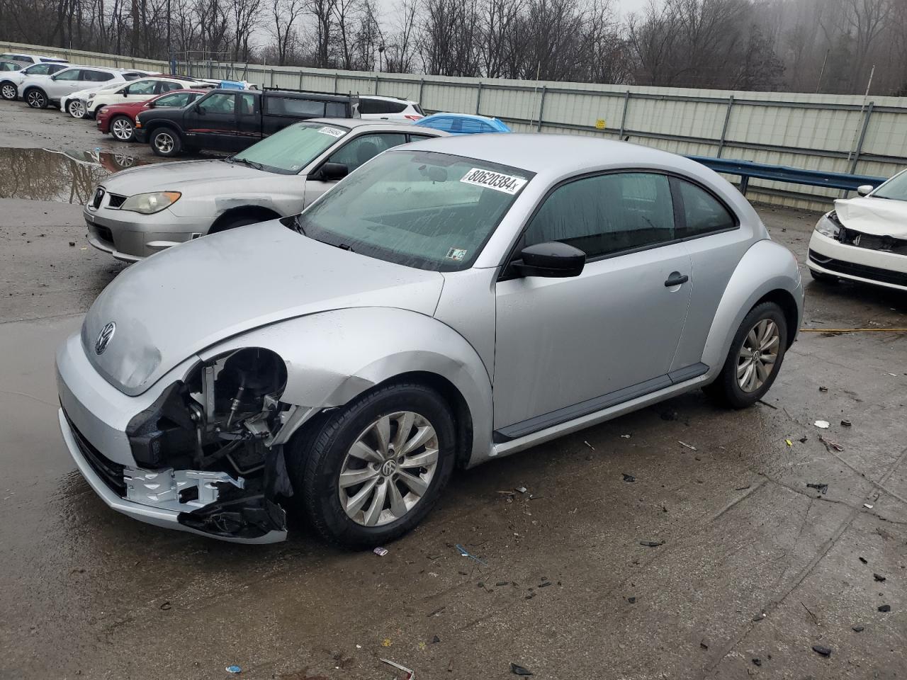 VOLKSWAGEN BEETLE 2014