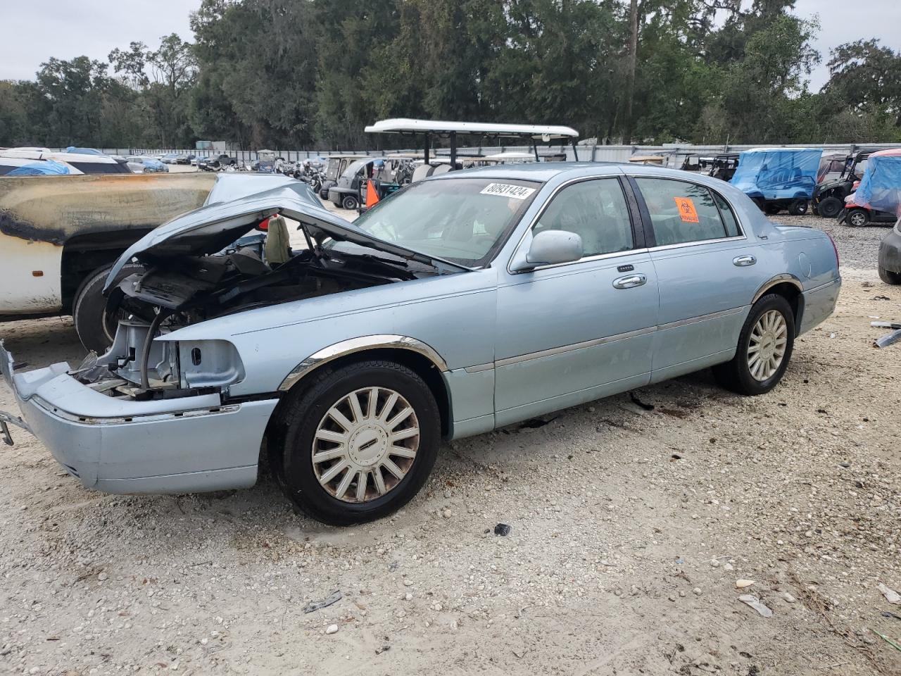 LINCOLN TOWN CAR S 2005