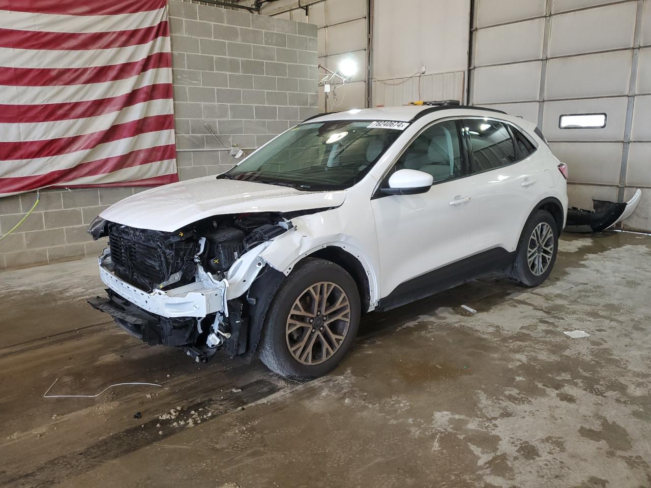 FORD ESCAPE SEL 2021