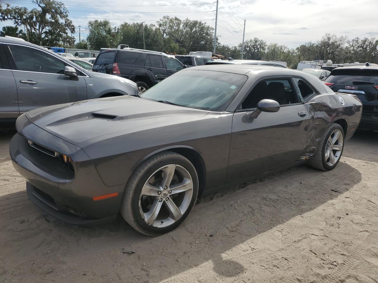 DODGE CHALLENGER 2017